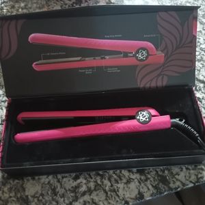 Evalectric Classic Styler Hair Straightener - Pink 1.25 Inch